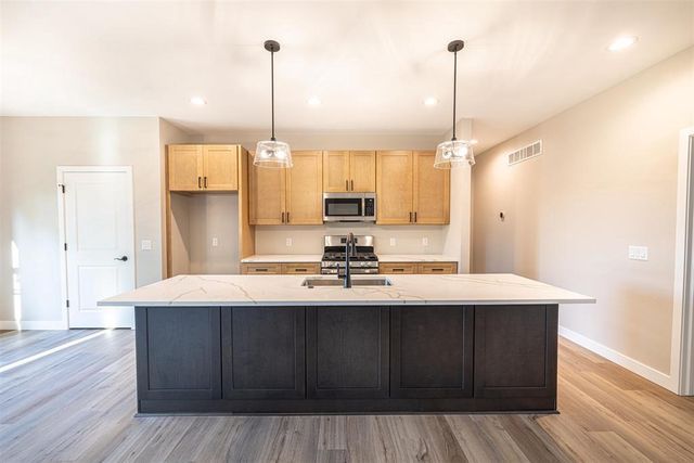 3830 Green Ash Drive, Janesville, WI 53545