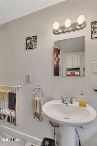 1864 Ferndale Avenue, Schenectady, NY 12306