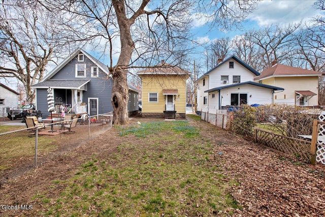 1864 Ferndale Avenue, Schenectady, NY 12306