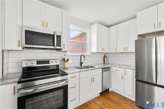 21417 Warren Ave, South Chesterfield, VA 23803