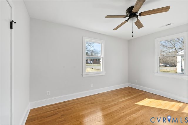 21417 Warren Ave, South Chesterfield, VA 23803