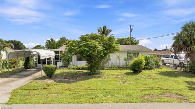 803 Perry AVE, Lehigh Acres, FL 33936