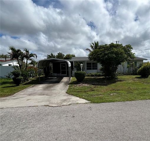 803 Perry AVE, Lehigh Acres, FL 33936