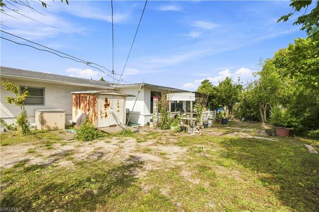 803 Perry AVE, Lehigh Acres, FL 33936
