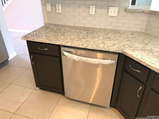 8838 TOULOUSE, San Antonio, TX 78240