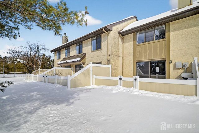 49 Hampshire Drive, Plainsboro, NJ 08536