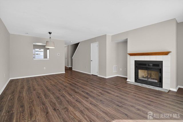 49 Hampshire Drive, Plainsboro, NJ 08536