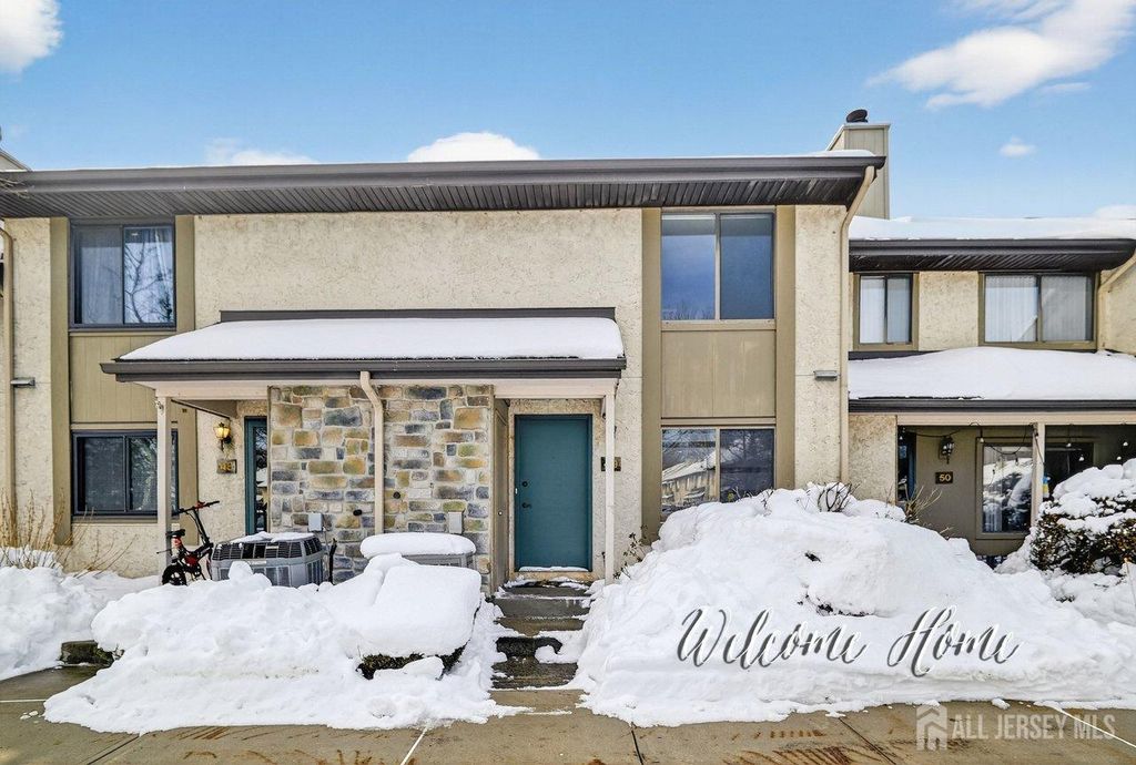 49 Hampshire Drive, Plainsboro, NJ 08536