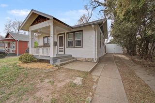 832 Sherman St, Salina, KS 67401