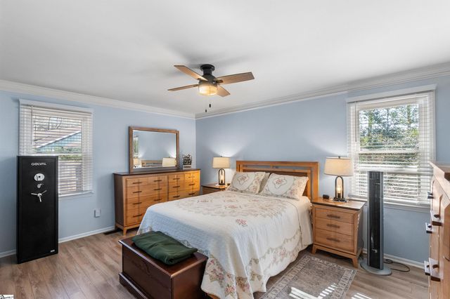 218 Crestwood Drive, Greenville, SC 29609