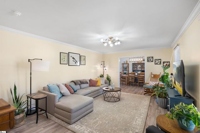 218 Crestwood Drive, Greenville, SC 29609