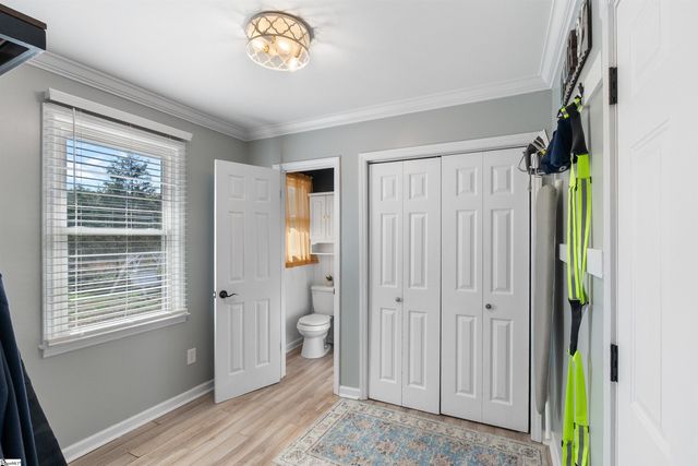 218 Crestwood Drive, Greenville, SC 29609