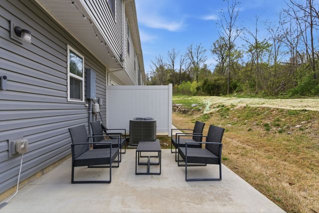 315 Sunnyview Dr, Lebanon, TN 37090
