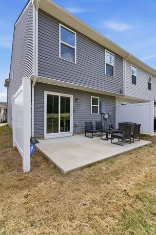 315 Sunnyview Dr, Lebanon, TN 37090
