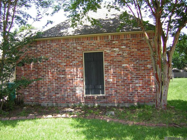 4063 Water Oak Dr, Zachary, LA 70791