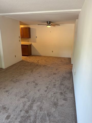 2 Village Hill Lane 7, Natick, MA 01760