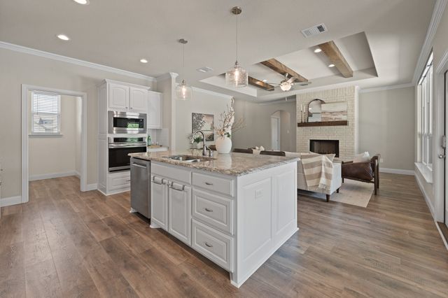 1001 Resolute Road, Millsap, TX 76066