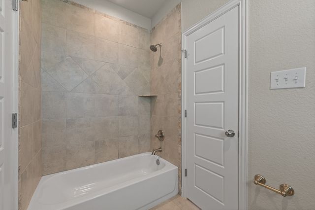 1001 Resolute Road, Millsap, TX 76066