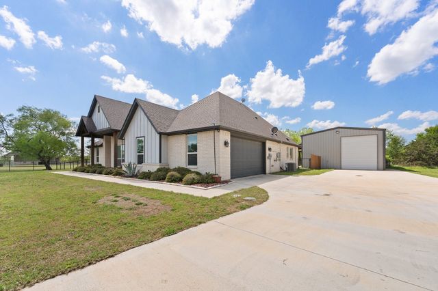 1001 Resolute Road, Millsap, TX 76066