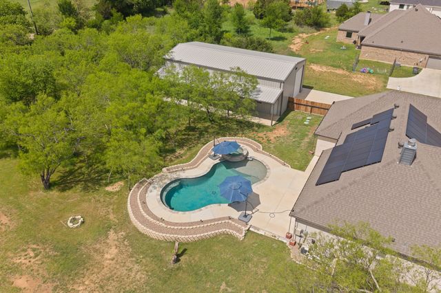 1001 Resolute Road, Millsap, TX 76066