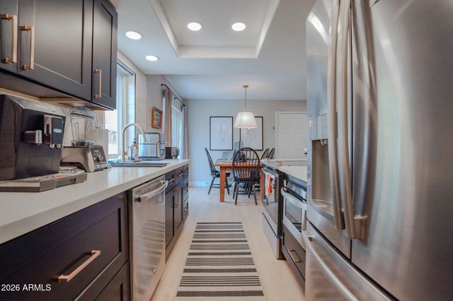 10407 N 10TH Place 1, Phoenix, AZ 85020