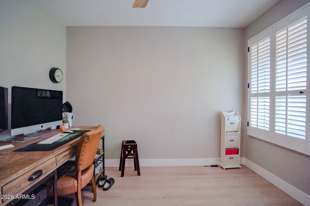10407 N 10TH Place 1, Phoenix, AZ 85020
