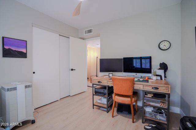 10407 N 10TH Place 1, Phoenix, AZ 85020