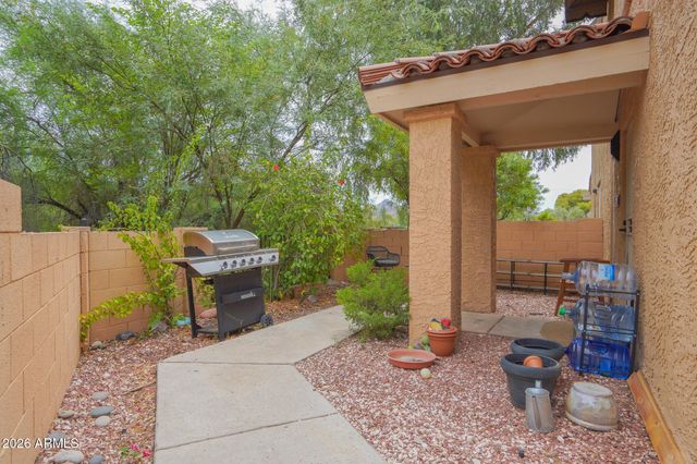 10407 N 10TH Place 1, Phoenix, AZ 85020