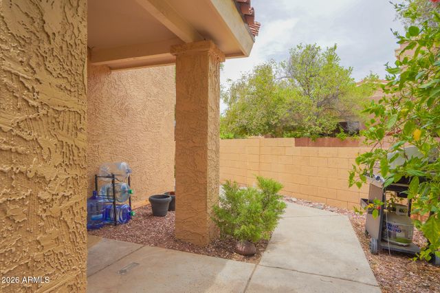 10407 N 10TH Place 1, Phoenix, AZ 85020