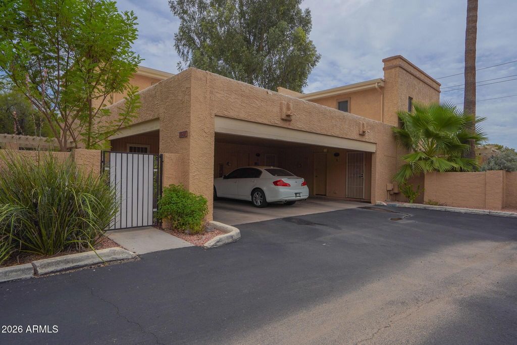 10407 N 10TH Place 1, Phoenix, AZ 85020