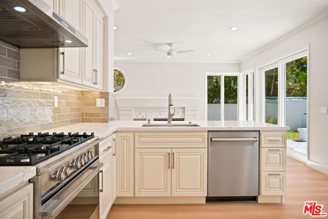 4324 Park Verdi, Calabasas, CA 91302