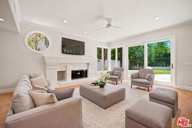4324 Park Verdi, Calabasas, CA 91302