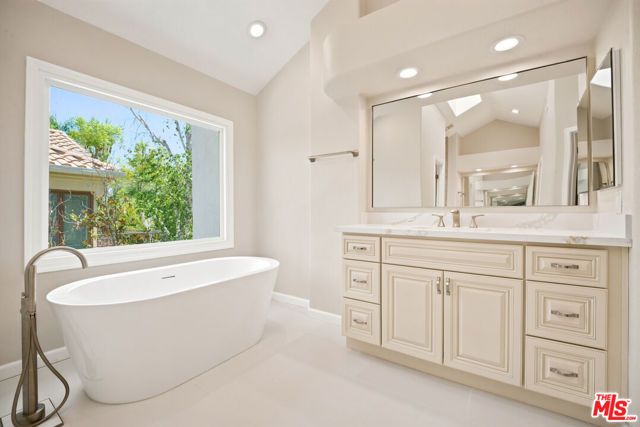 4324 Park Verdi, Calabasas, CA 91302