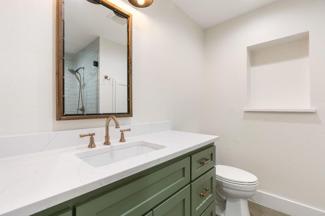 2355 Jackson League Circle, Brenham, TX 77833