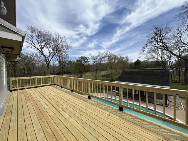 2355 Jackson League Circle, Brenham, TX 77833