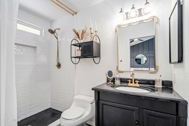 2017 W Avenue K10, Lancaster, CA 93536