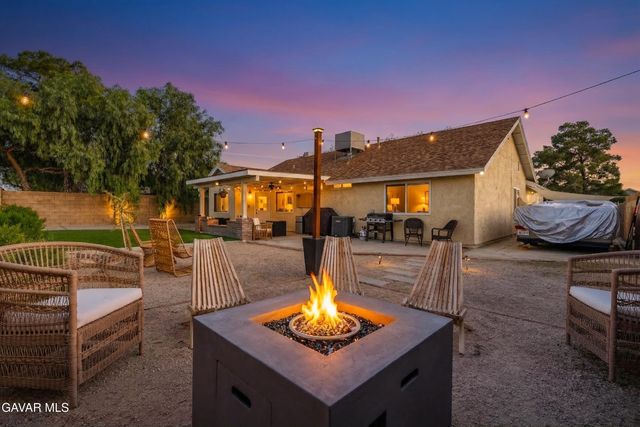 2017 W Avenue K10, Lancaster, CA 93536