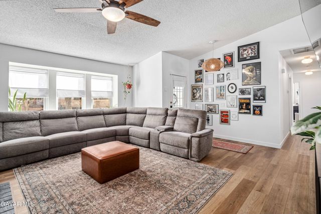 2017 W Avenue K10, Lancaster, CA 93536