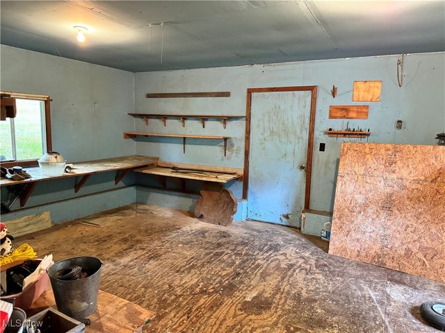 70571 Pine Hollow Road, Bridgeport, OH 43912