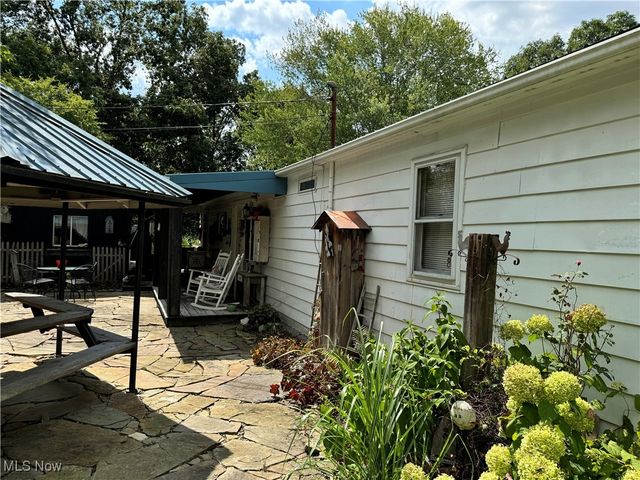 70571 Pine Hollow Road, Bridgeport, OH 43912