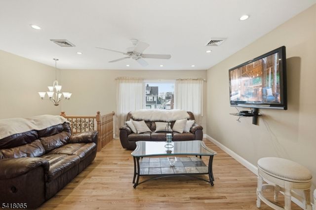 421 Stout Ave, Scotch Plains Twp., NJ 07076