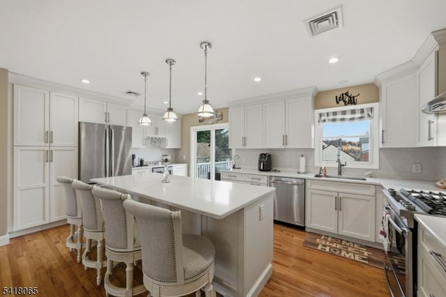 421 Stout Ave, Scotch Plains Twp., NJ 07076