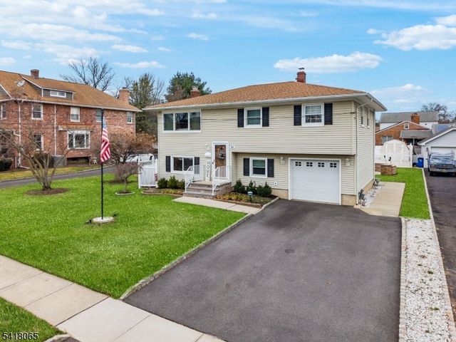 421 Stout Ave, Scotch Plains Twp., NJ 07076