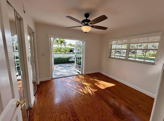 2001 NE 27th Court, Lighthouse Point, FL 33064