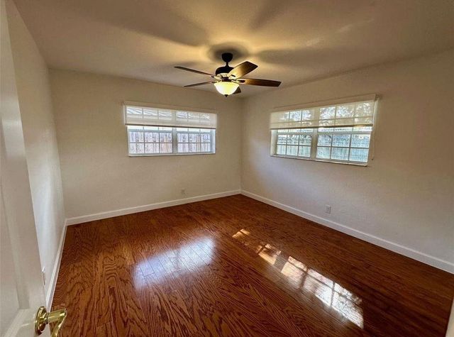 2001 NE 27th Court, Lighthouse Point, FL 33064