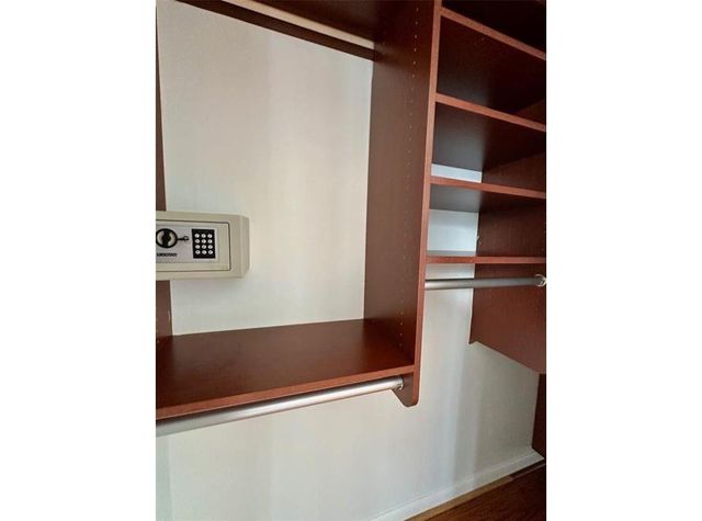 2001 NE 27th Court, Lighthouse Point, FL 33064