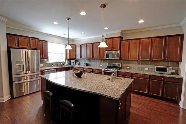 2770 Middlecreek Way, Cumming, GA 30041