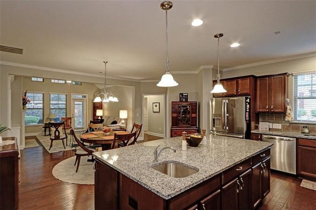 2770 Middlecreek Way, Cumming, GA 30041