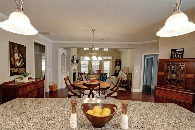 2770 Middlecreek Way, Cumming, GA 30041