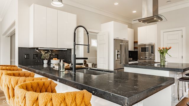 1535 N Park Avenue, Indianapolis, IN 46202